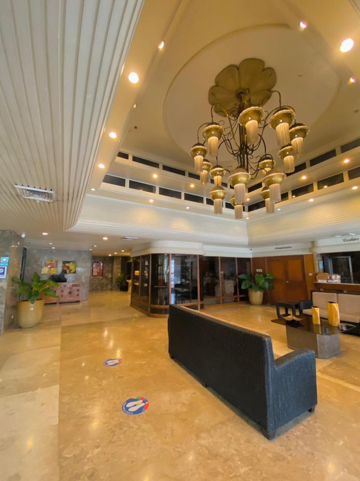 Copacabana Apartment Hotel - Staycation Is Allowed Manila Exterior photo