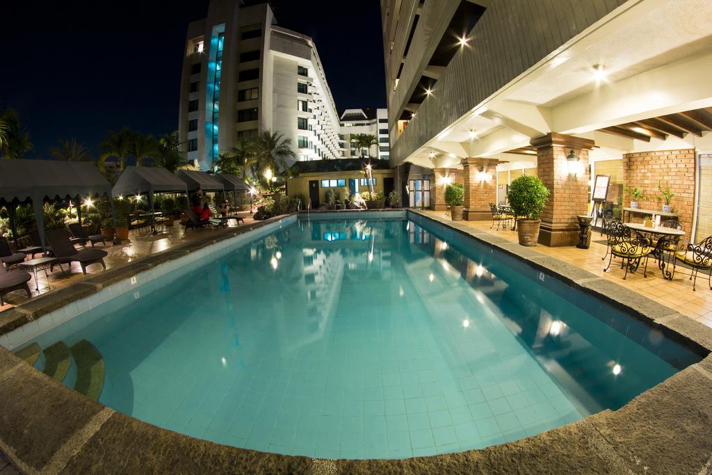 Copacabana Apartment Hotel - Staycation Is Allowed Manila Exterior photo